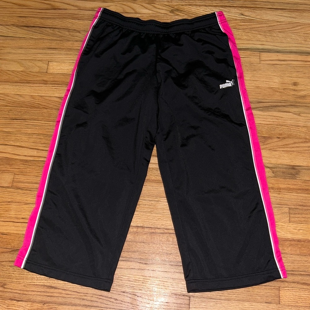 💜💜PUMA WOMAN CAPRI💜💜